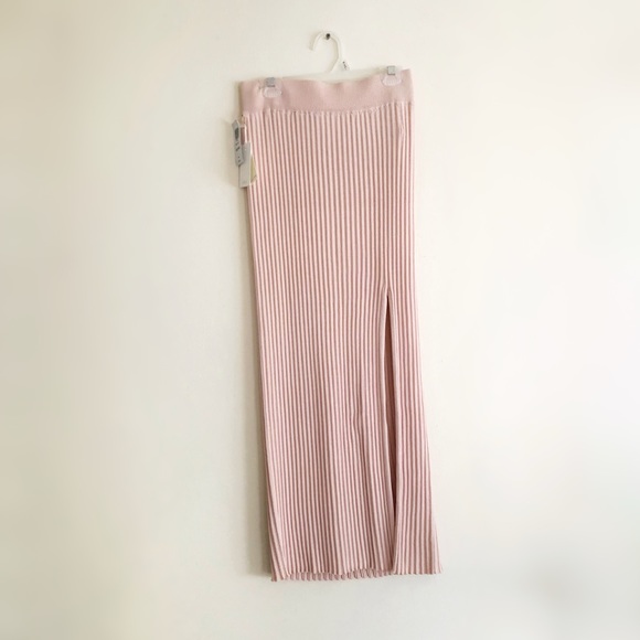 Aritzia Wilfred Slit Skirt - BNWT - Picture 1 of 4